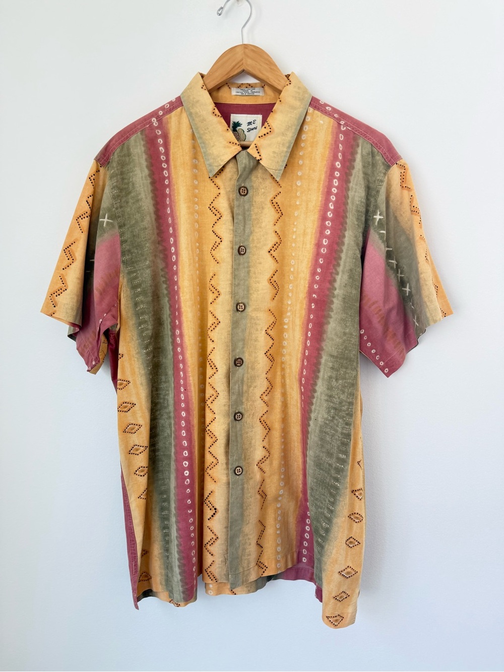 M. E. Sport Vintage-Inspired Men’s Short Sleeve Button-Up Shirt